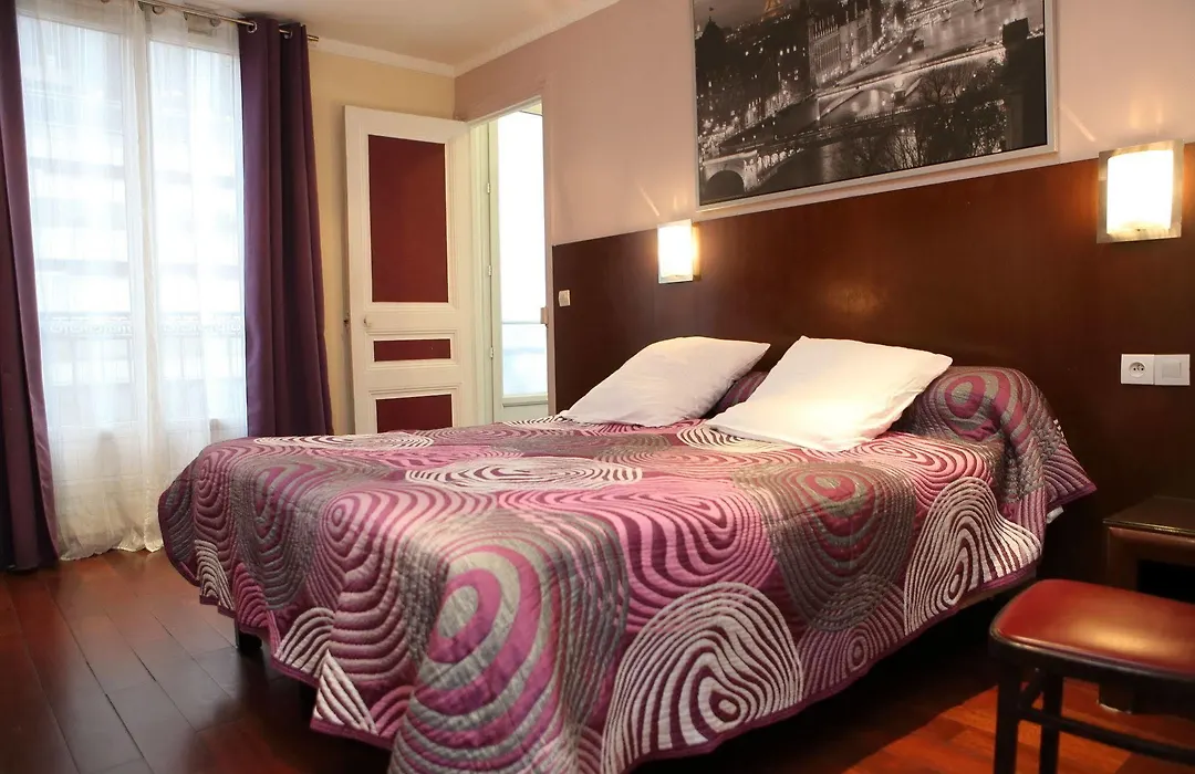 Hotel Celtic-1